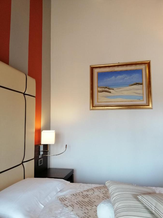 Albergo Minuetto Adria Exterior foto